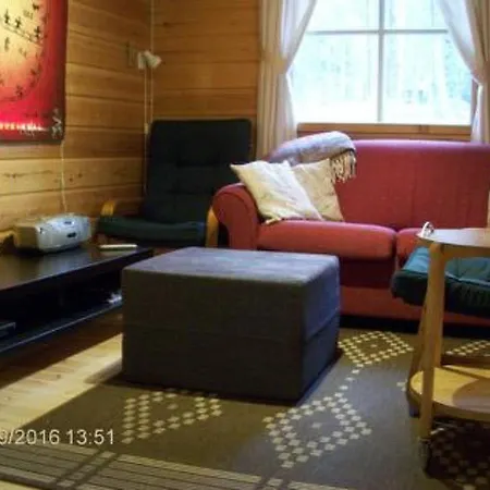 Holiday Yllasmukka A 2 Holiday home Akaslompolo